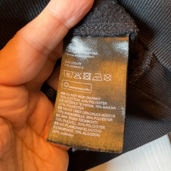 NYC 1995 CROP SWEAT SHIRT - Picture 4 of 8